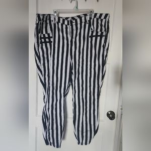 Hot Topic Black and White Striped Jeans w Zipper Detail